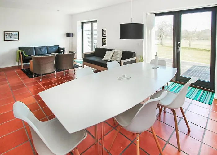 2 Bedroom Amazing In Samso דירה